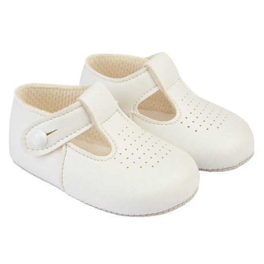 Baypod's traditional infant footwear soft sole - Plain white
