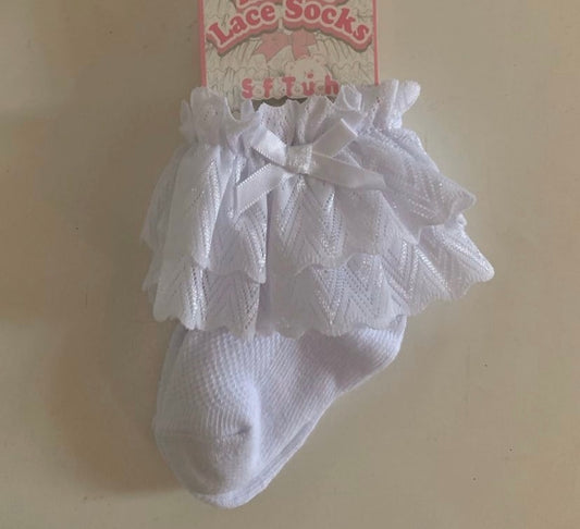 White ZigZag lace socks w/bow 0-24mnths